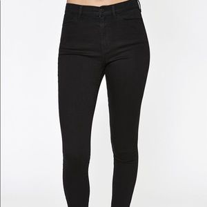 Black high waisted jeans